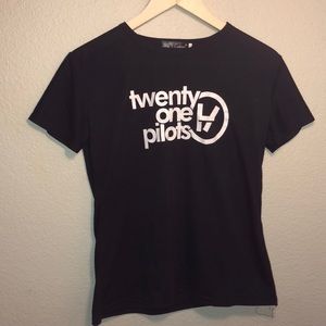 Twenty One Pilots shirt!!